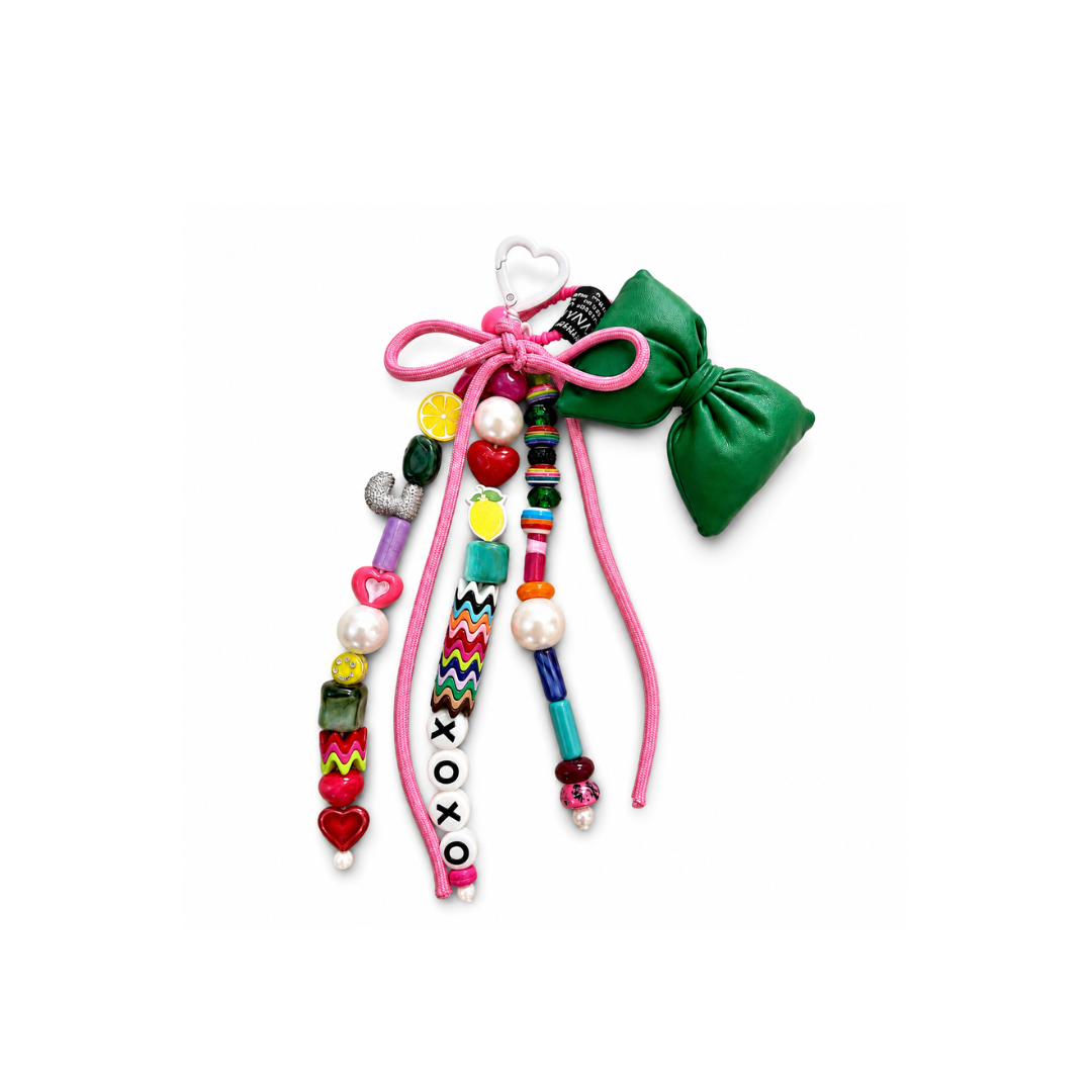 The bow bag charm